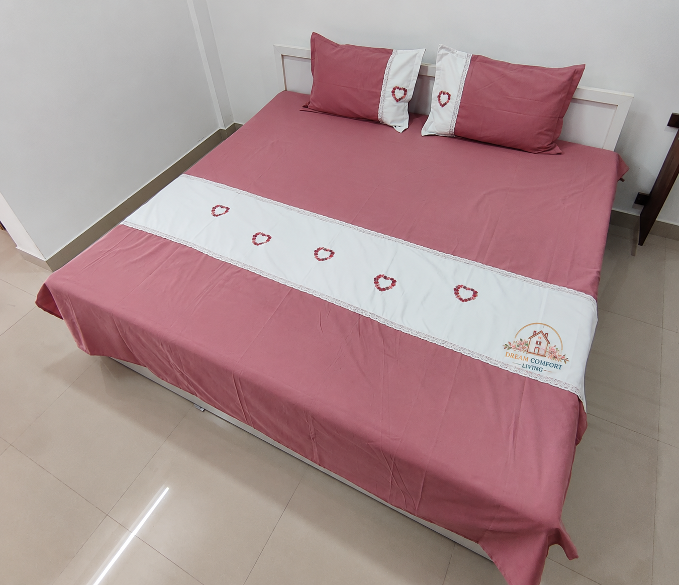 PREMIUM KINGSIZE BEDSHEET BY DREAM COMFORT LIVING