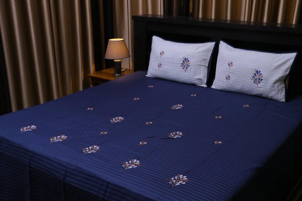 PREMIUM KINGSIZE BEDSHEET BY DREAM COMFORT LIVING